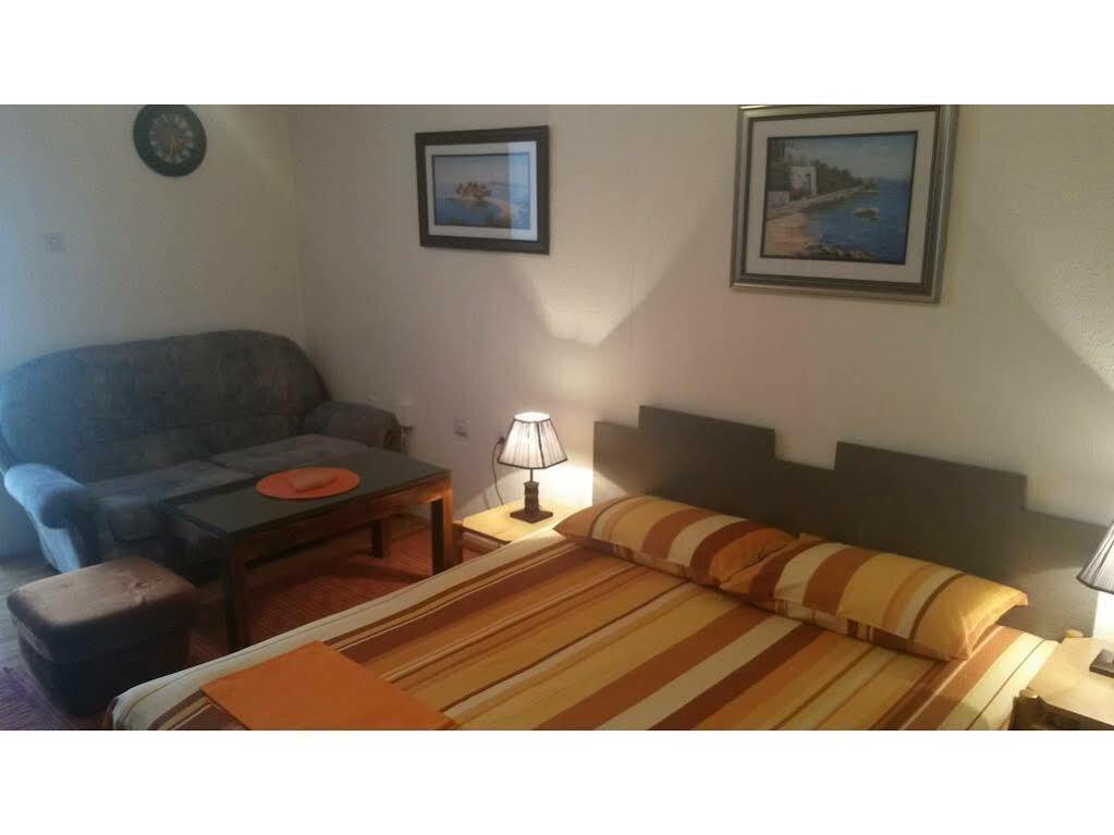 Apartments Jankovic Подгорица Экстерьер фото